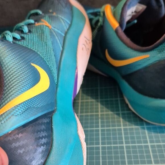 Nike Zoom Flywire Size 7.5 Womens - Picture 10 of 10